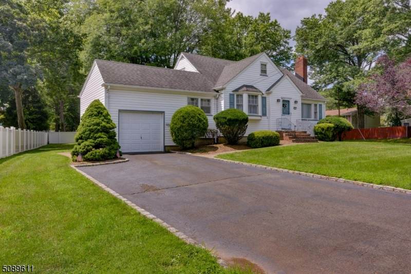 175 Harding Ave - Photo 1