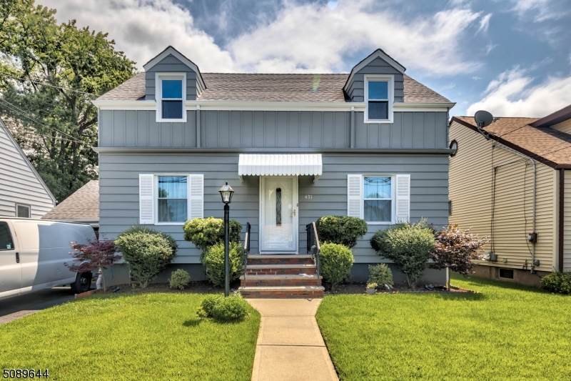 431 Fernwood Ter - Photo 1