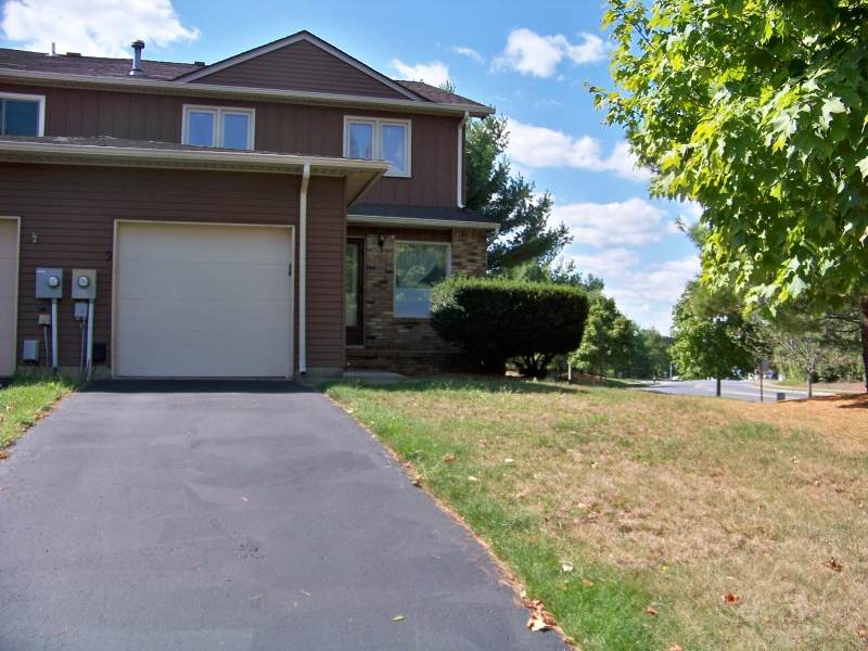 2 Saxonney Cir - Photo 1
