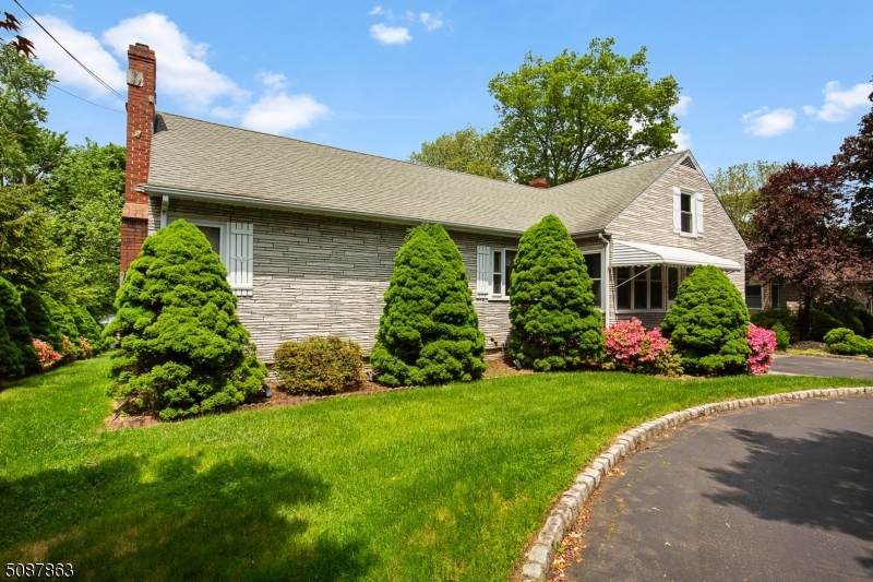 488 Oak Ridge Rd - Photo 1