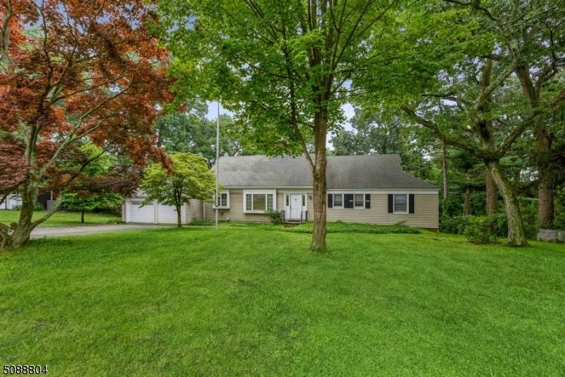 68 Skyline Dr - Photo 1