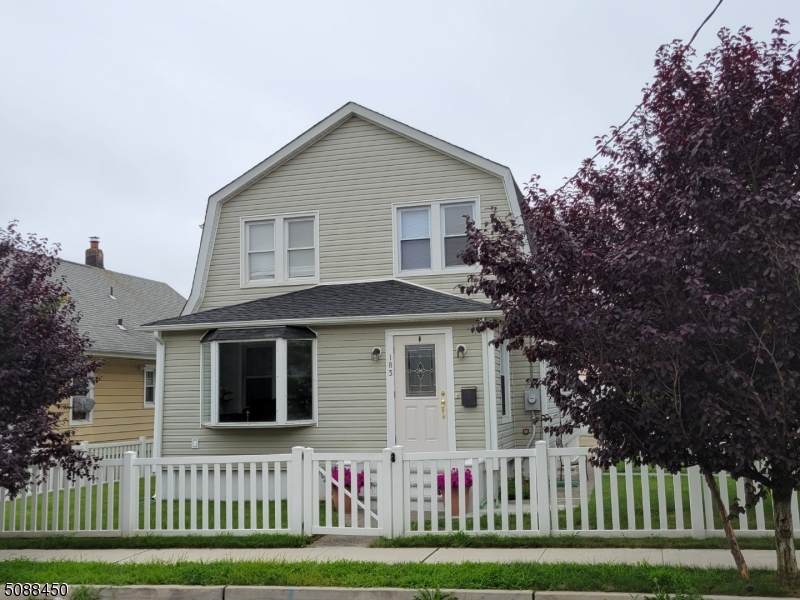183 E 8Th St - Photo 1
