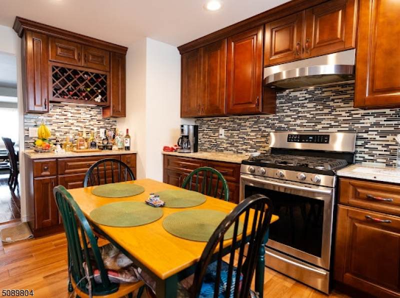 32 Blakely Pl - Photo 1