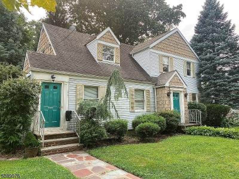 1507 N Wood Ave - Photo 1