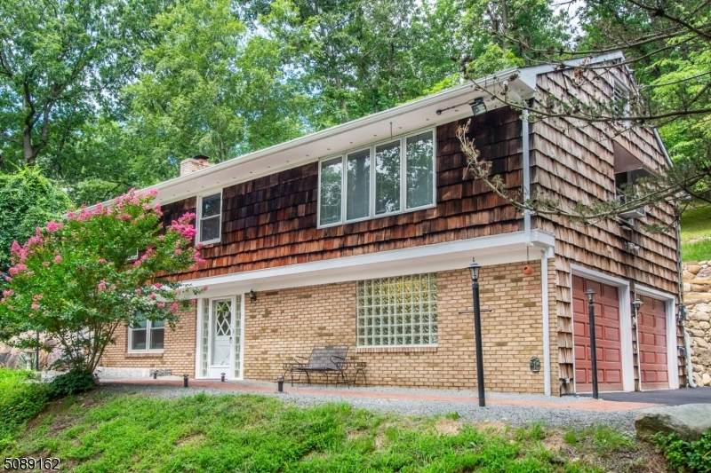 48 Rockaway Dr - Photo 1