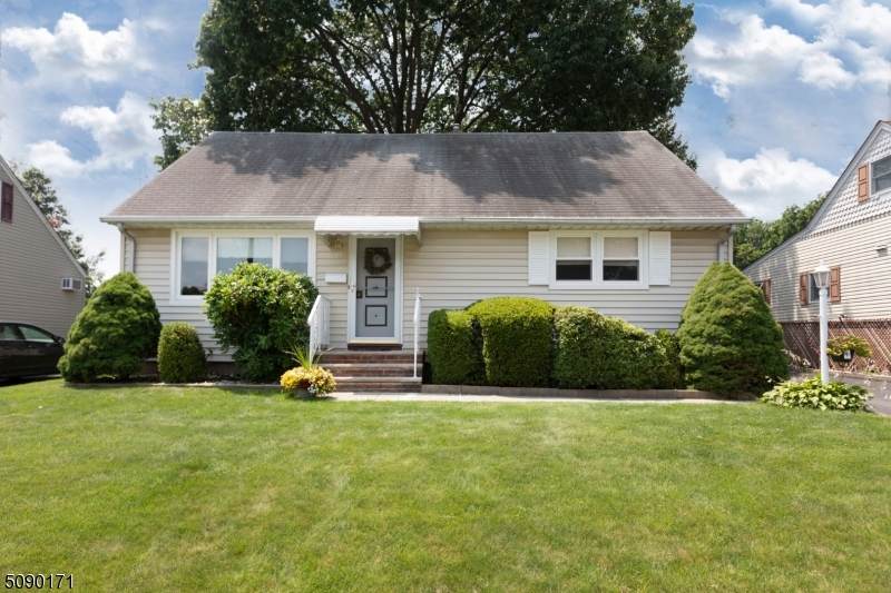 31 Susan Ct - Photo 1