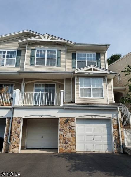 3028 King Ct - Photo 1