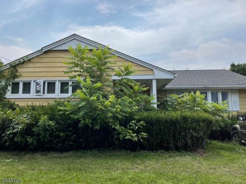 949 Haran Ave - Photo 1