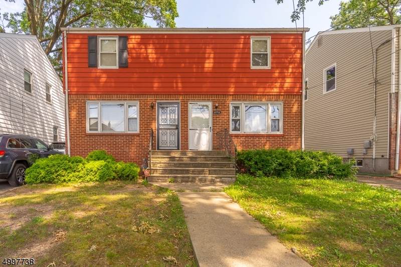 375 Hollywood Ave - Photo 1