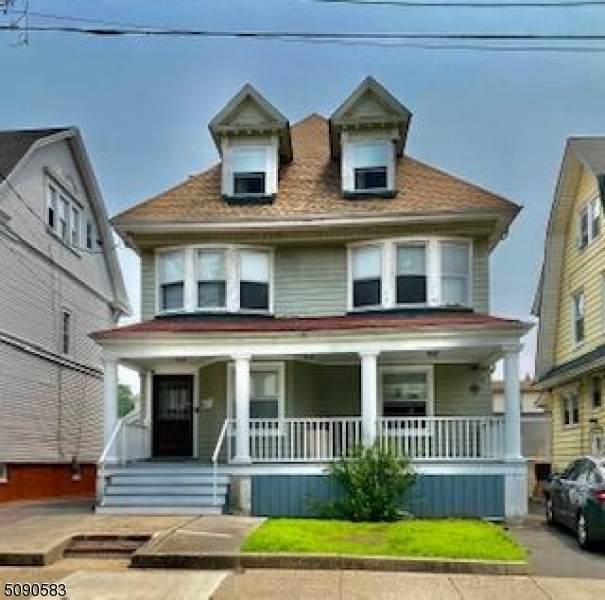 685 Ridge St - Photo 1