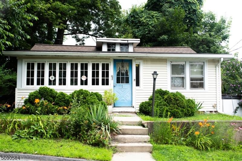 1 Lambert Rd - Photo 1