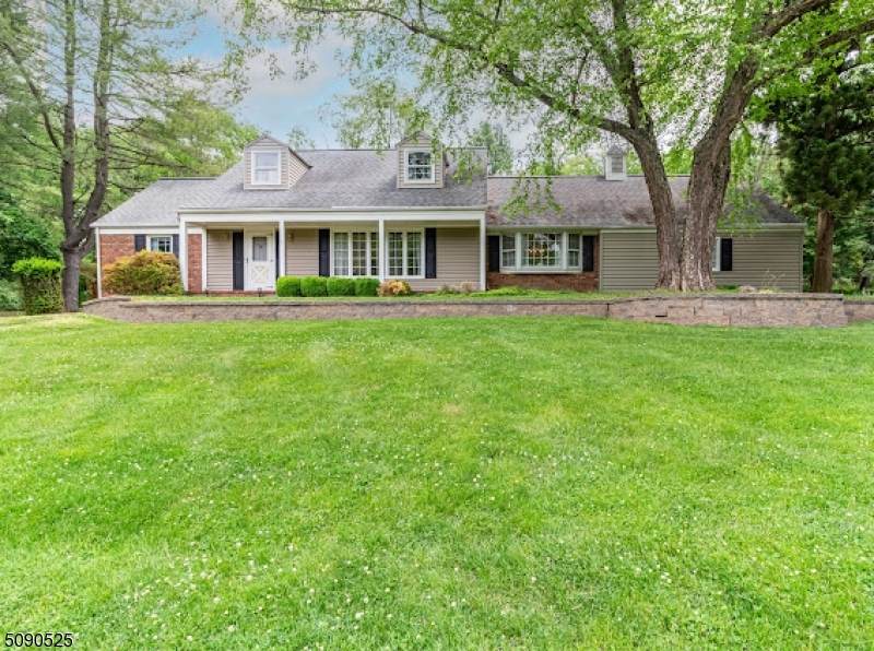 9 Farview Dr - Photo 1