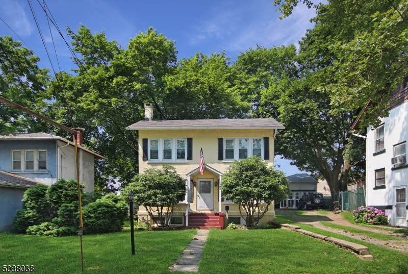 908 Hillside Rd - Photo 1