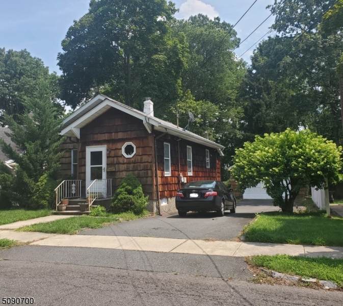 16 Franklin St - Photo 1
