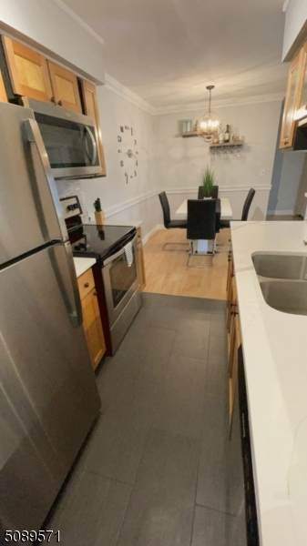 54 Bolton Ct - Photo 1