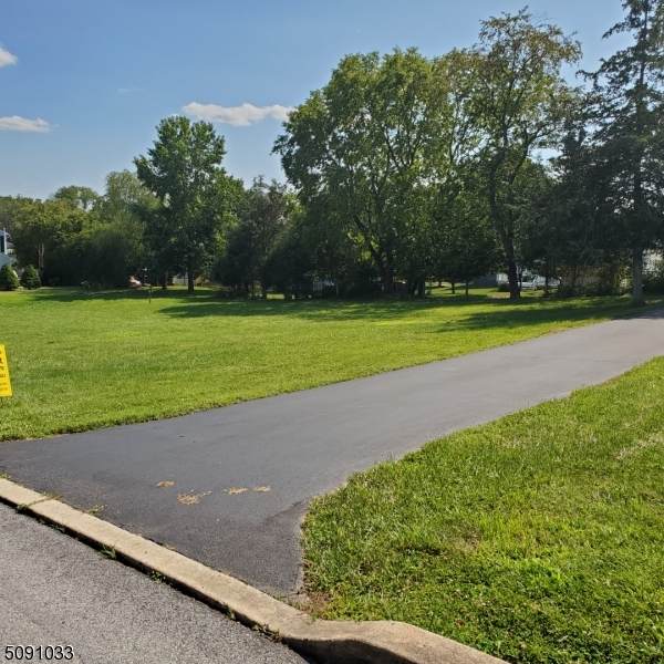 80 Fairview Ave - Photo 1