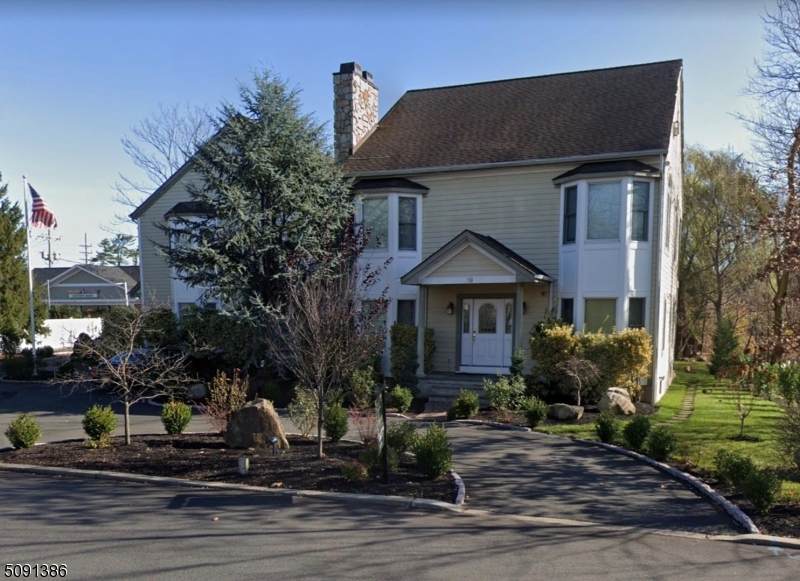 19 Littleton Rd - Photo 1