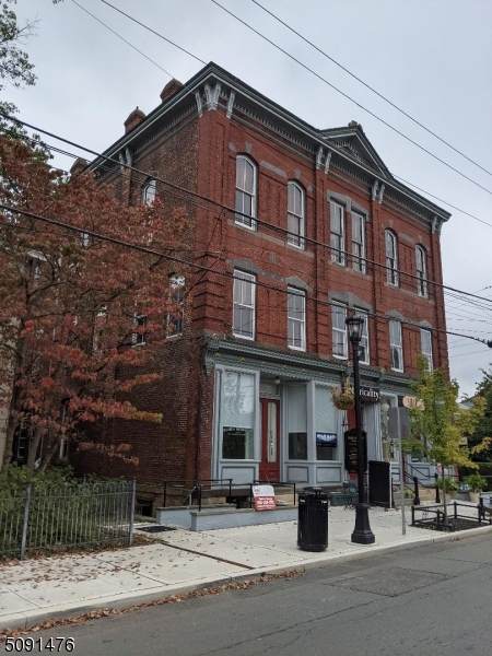 120 Main St - Photo 1