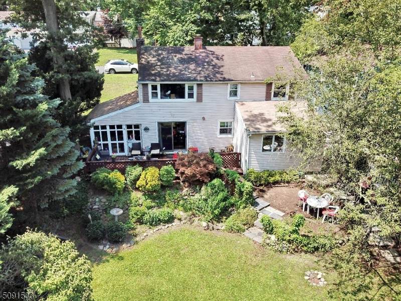 49 Campbell St - Photo 1