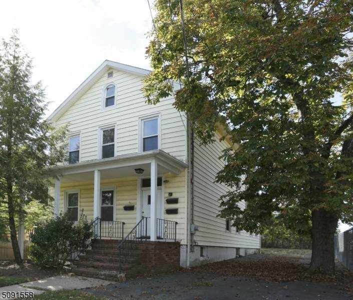 49 W Cliff St - Photo 1