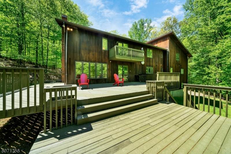 32 Chester Woods Dr - Photo 1