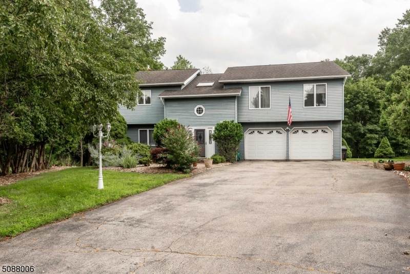 10 Mcgrogan Ct - Photo 1