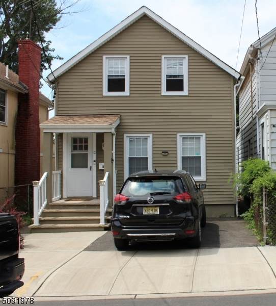 578 Nassau St - Photo 1