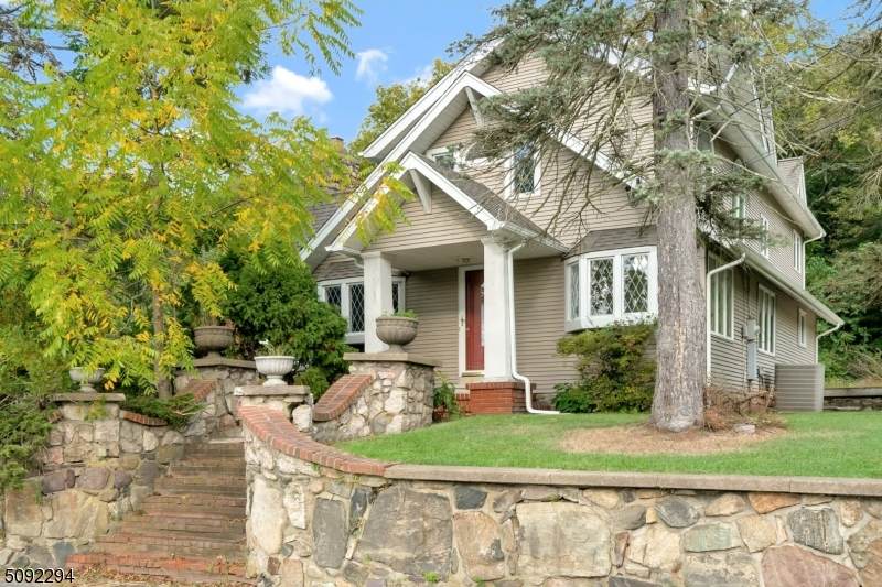 208 Otterhole Rd - Photo 1