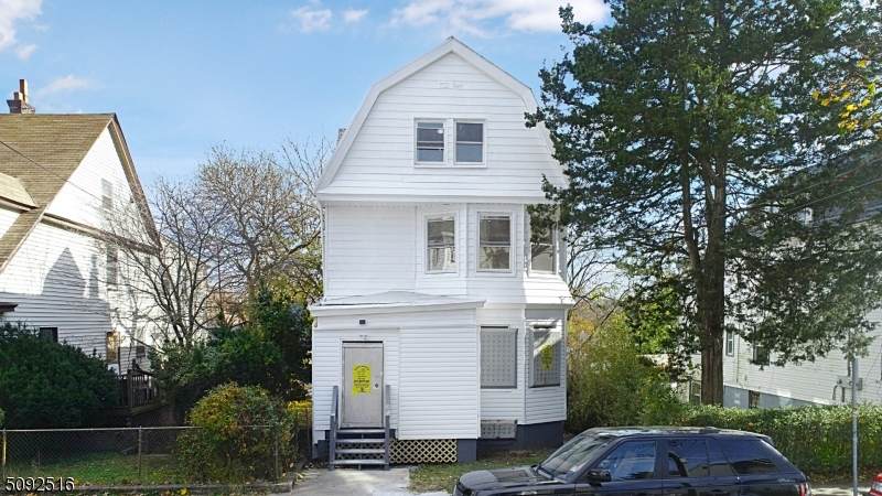 48 Park Pl - Photo 1