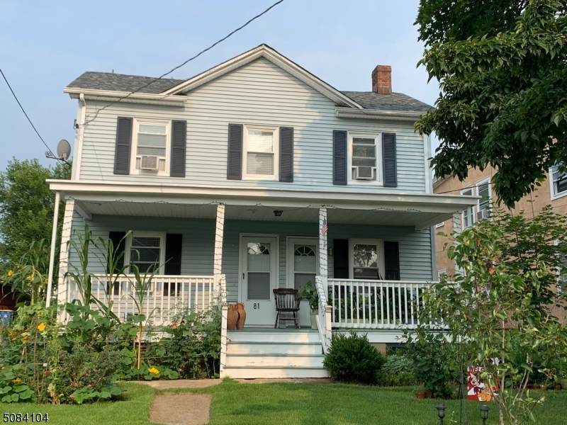 81 Grove St - Photo 1