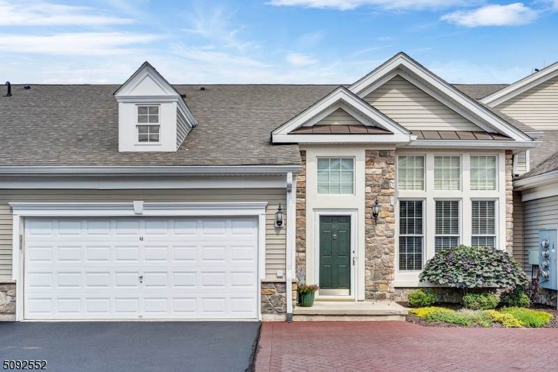 40 Quarry Dr - Photo 1