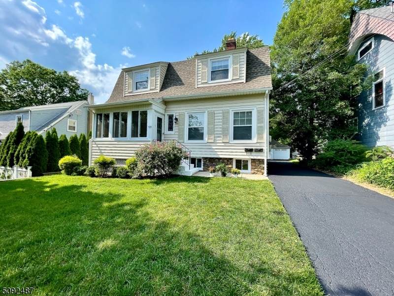 121 Lenox Ave - Photo 1