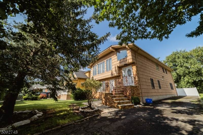 83 Oak St - Photo 1