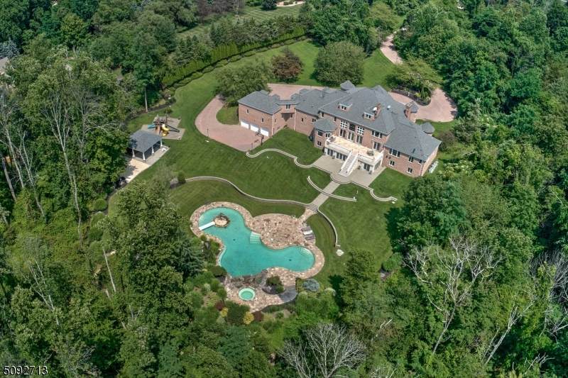 22 Sherwood Farm Rd - Photo 1