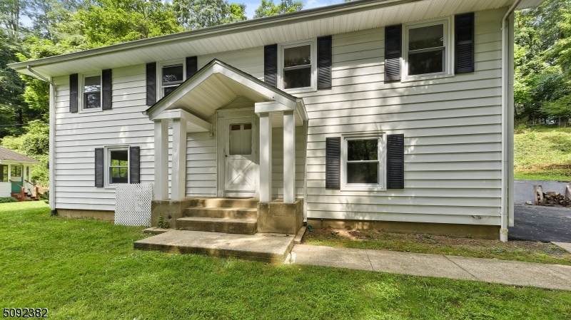 18 Grace Valley Rd - Photo 1