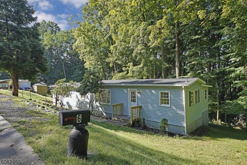 6 Timbercroft Rd - Photo 1