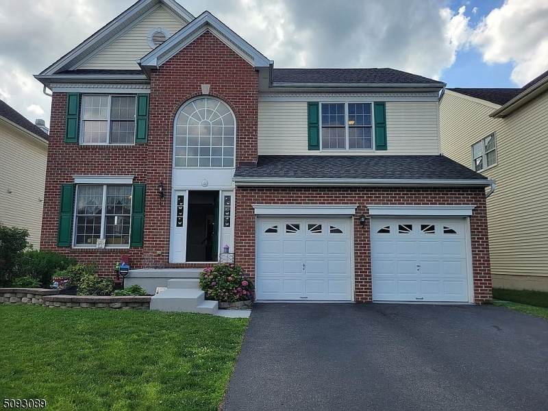 8 Esterbrook - Photo 1