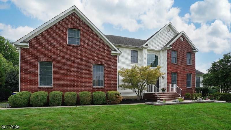 1 Hickory Ln - Photo 1
