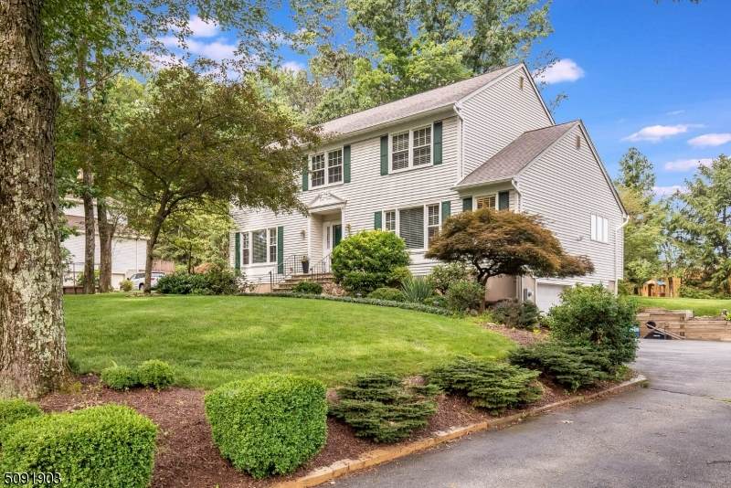 97 High St - Photo 1