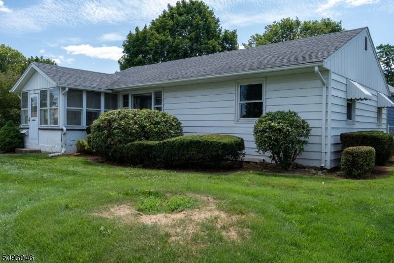 251 High St - Photo 1