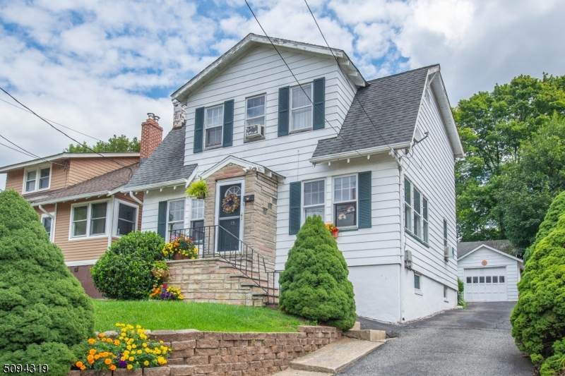 15 Floyd Rd - Photo 1