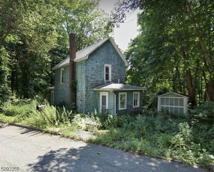 11 Oklahoma Ave - Photo 1
