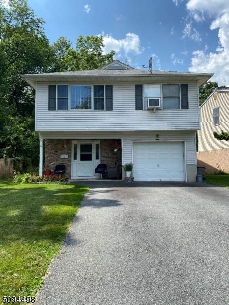 23 Roosevelt Ave - Photo 1