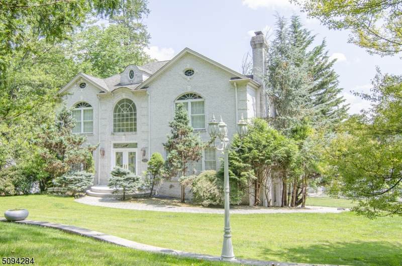310 Mount Kemble Ave - Photo 1