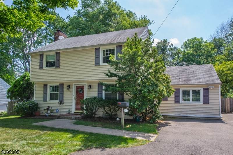 357 Diamond Hill Rd - Photo 1