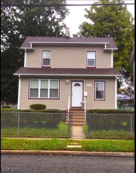 1001 Warren Street - Photo 1