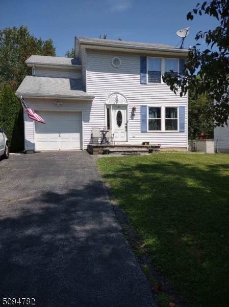 24 Holly Dr - Photo 1