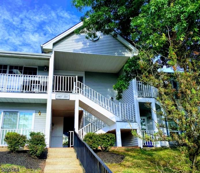 3907 Graham Ct - Photo 1