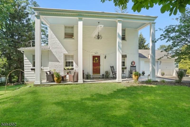 18 Sylvan Dr - Photo 1