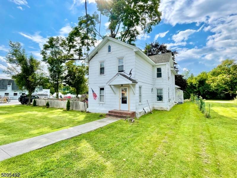 54 Main St - Photo 1